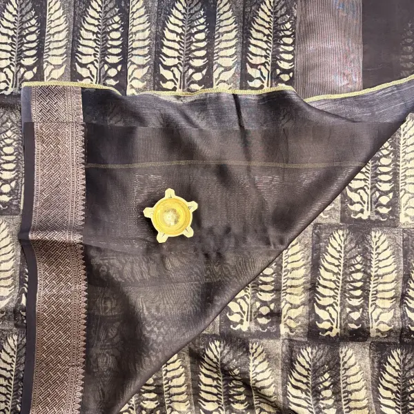 Black & Grey leaf design Pure cotton saree