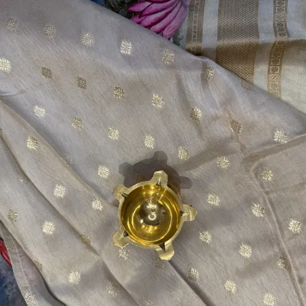 Cream Digital print semi crepe saree