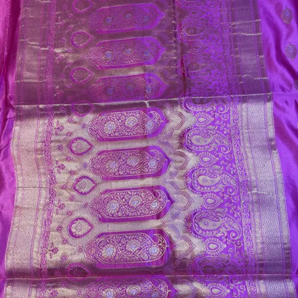 Rose Pink bentex border with buttas semi crepe saree