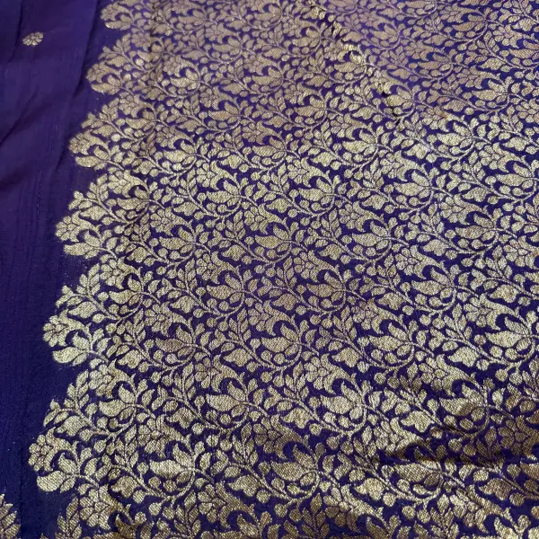 Purple with small buttas Semi Crepe Saree