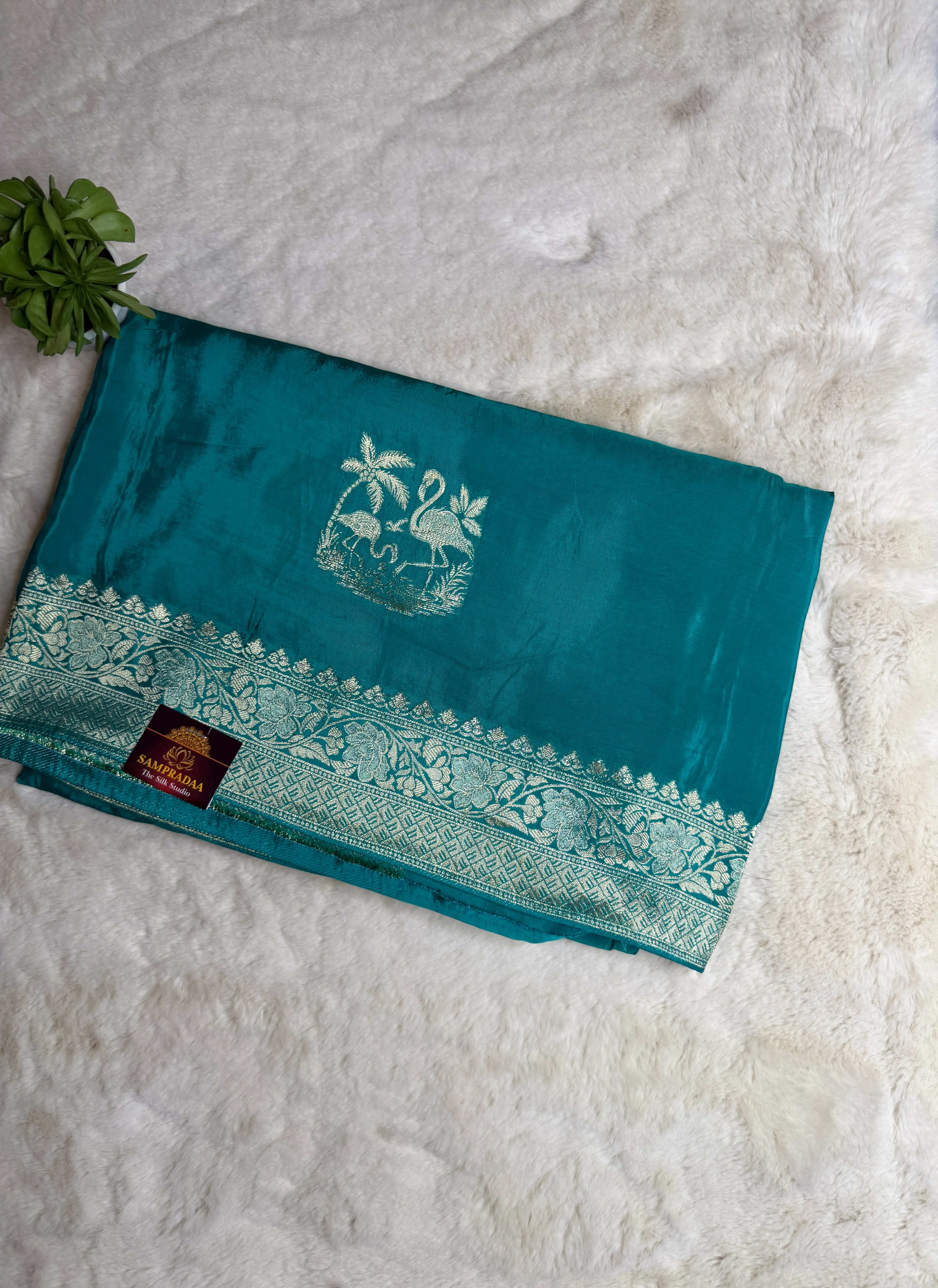 Green duck motif satin Benaras Saree