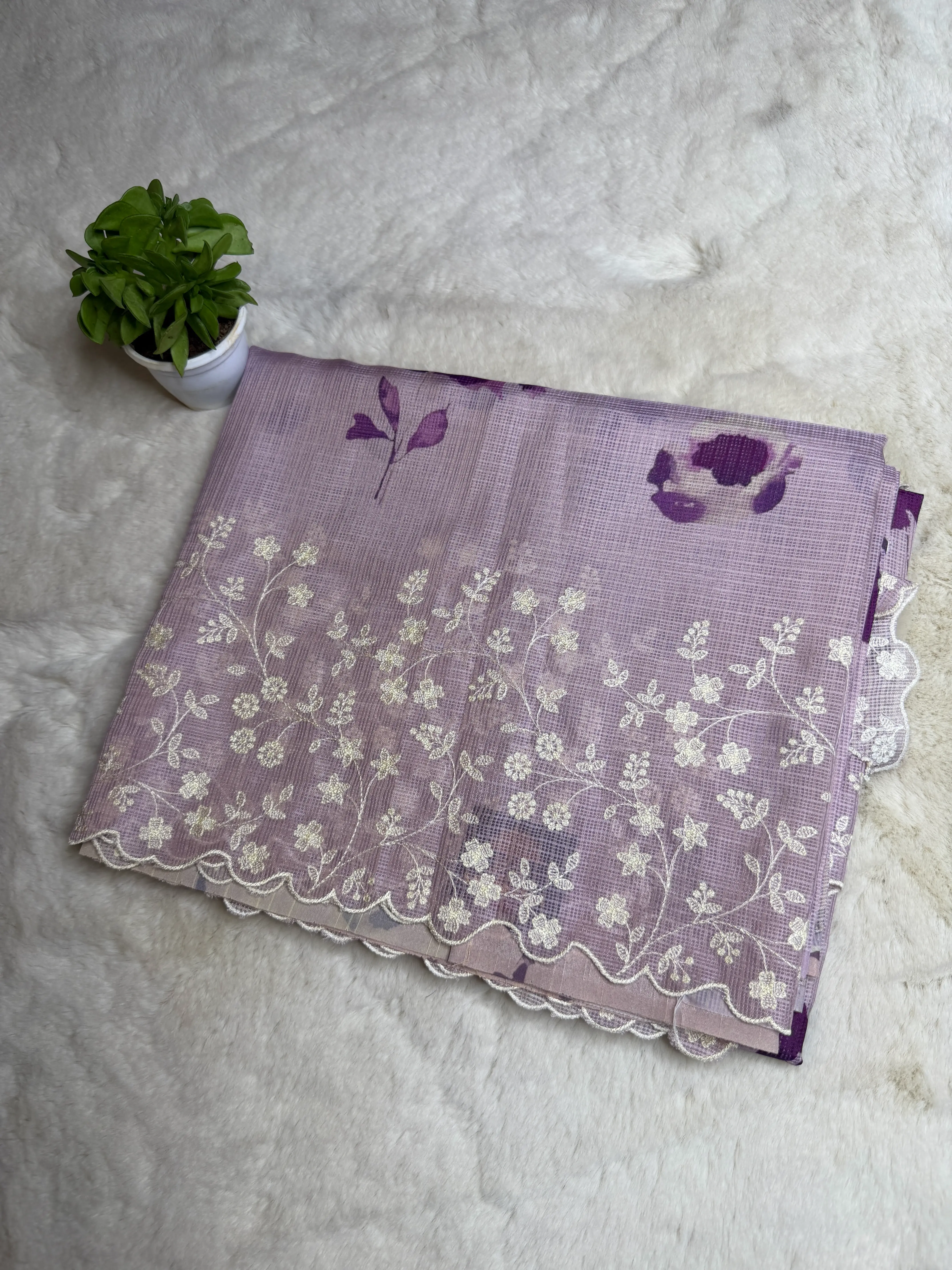 Lavender with digital print thread work scallop border Kota Saree