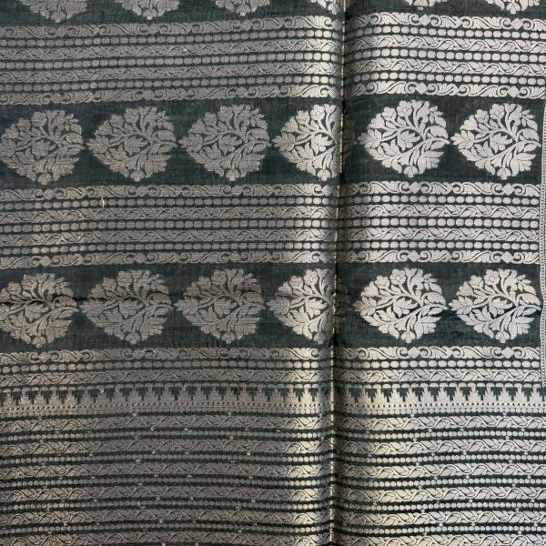 Lavender with green border Benaras saree