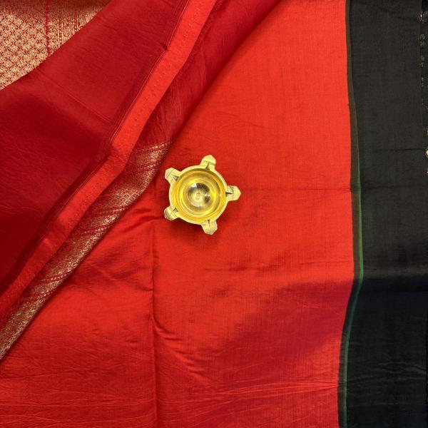 Black and red border with small buttas kora organza saree