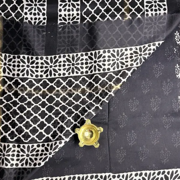 Black & white floral print pure cotton saree