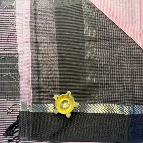 Rose Pink with Black Maheshwari Silk Cotton Saree