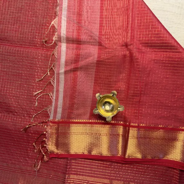 Grey with Red Self checks Maheshwari Silk Cotton Saree