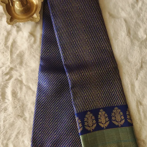 Dark blue and sky blue flower motif border Pure kanchipuram saree