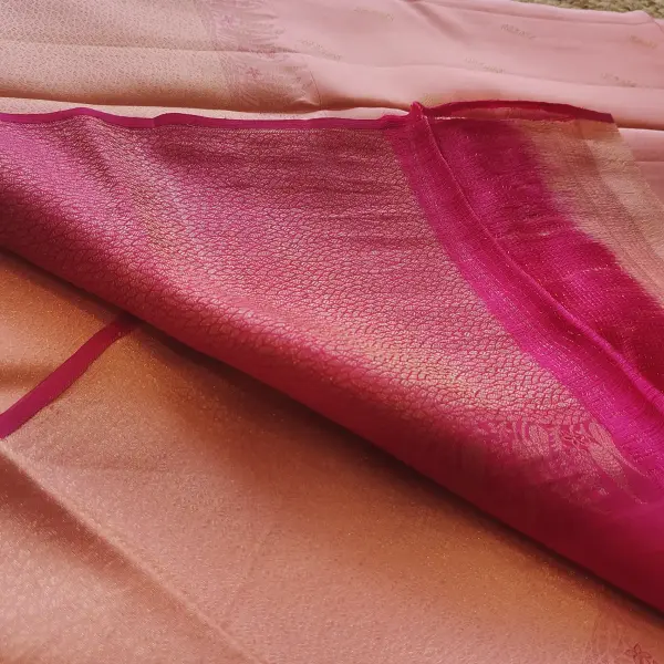 Baby pink contemporary floral pattern Pure kanchipuram silk saree