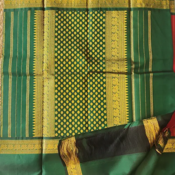 Red and green Pure kanchipuram silk saree