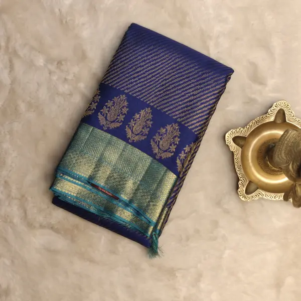 Dark blue and sky blue flower motif border Pure kanchipuram saree