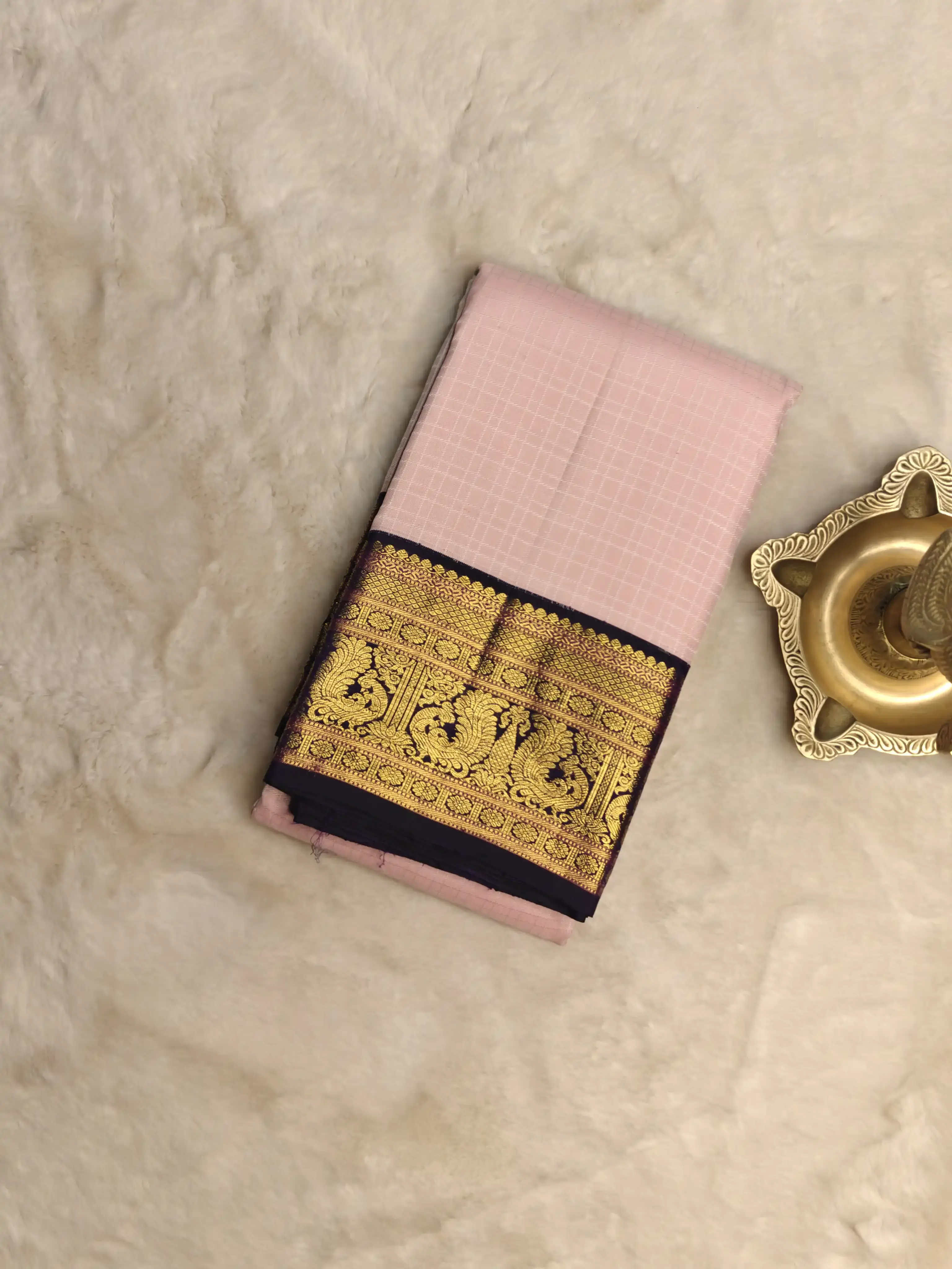 Baby pink self checks dark blue border Pure kanchipuram saree