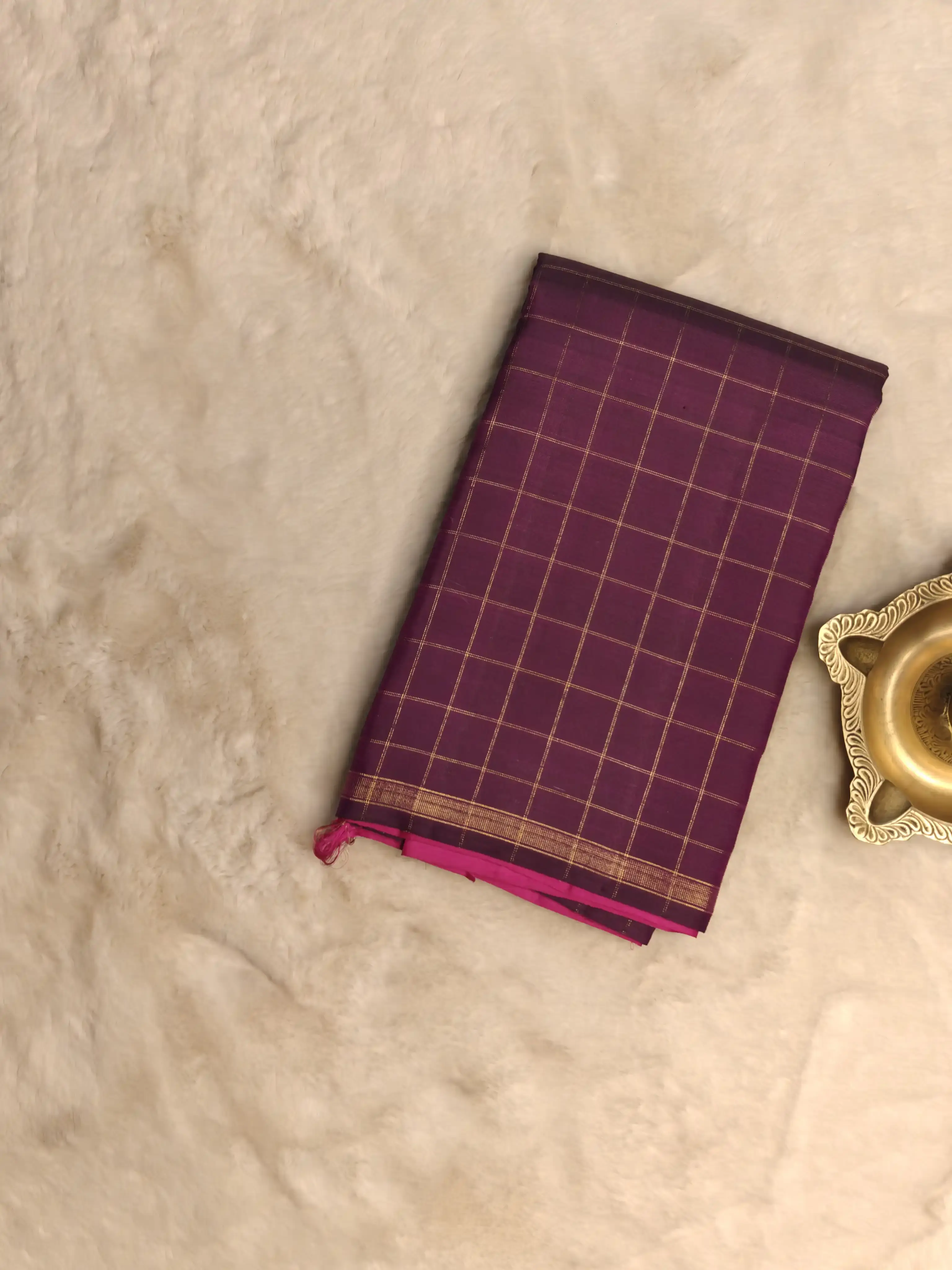 Wine checks saree with pink pallu Pure kanchipuram silk saree