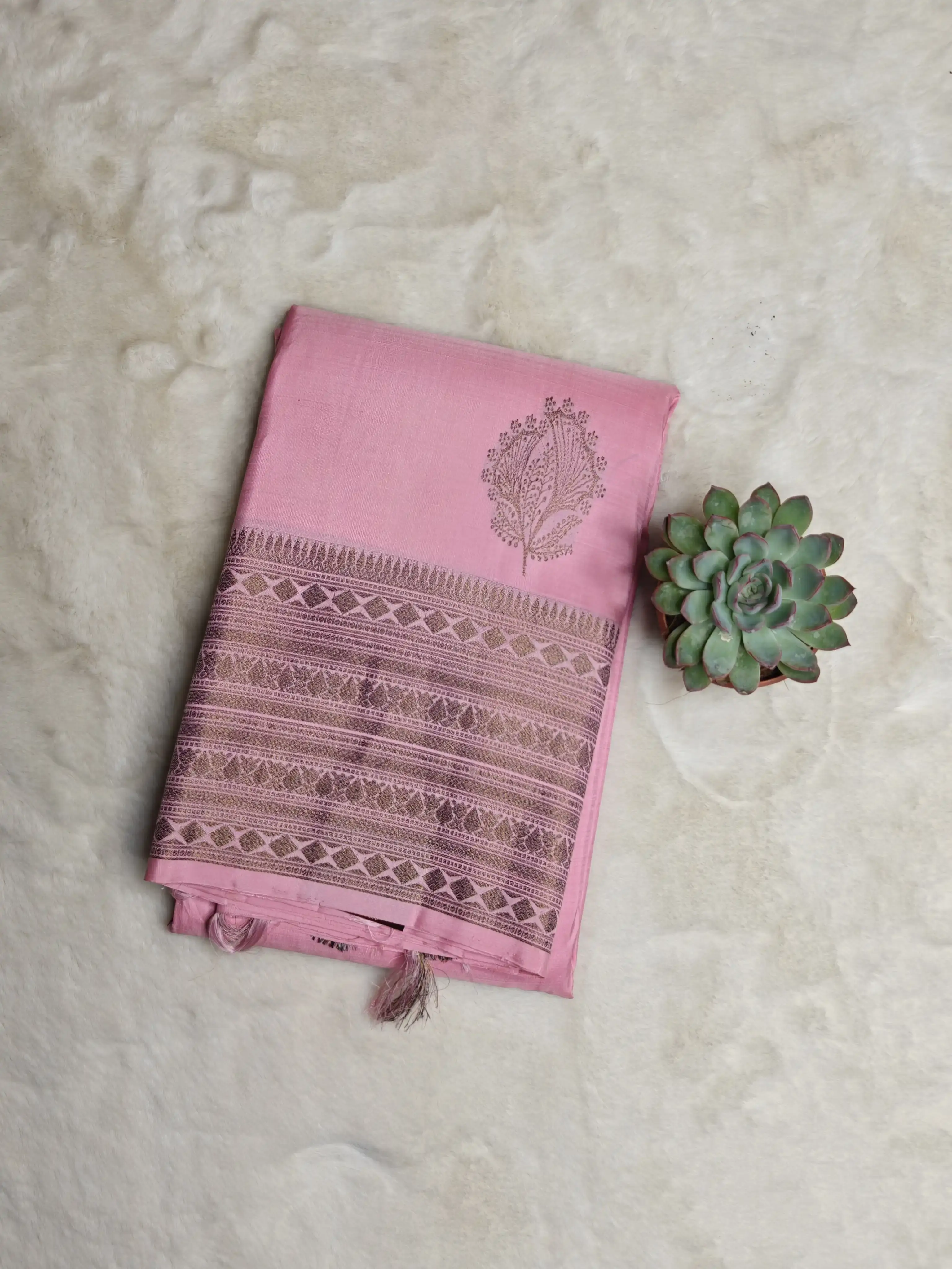 Rose pink antique zari border silk saree