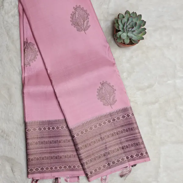 Rose pink antique zari border silk saree
