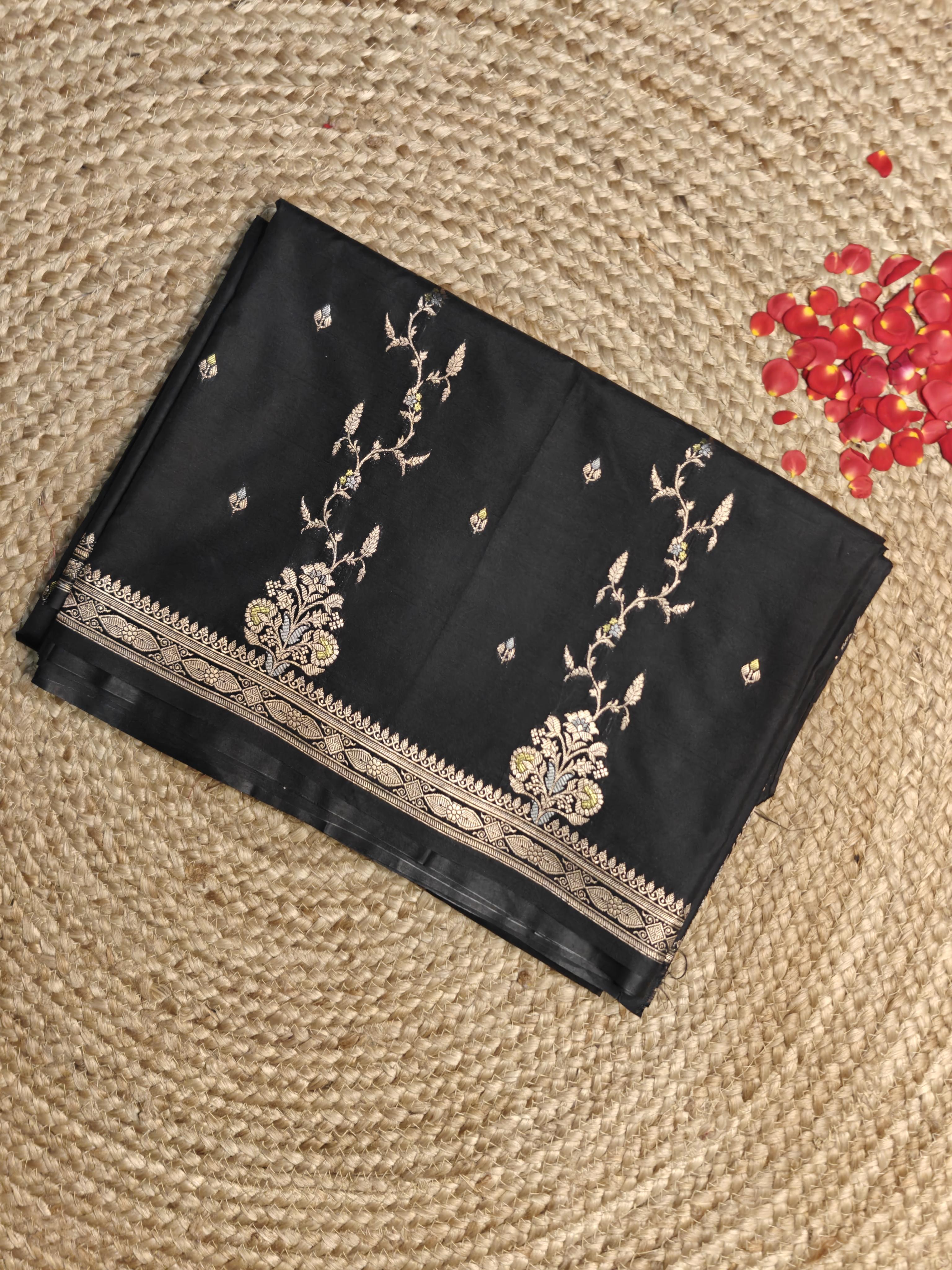 Black jaal pattern Benaras saree