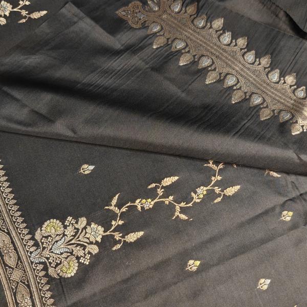 Black jaal pattern Benaras saree